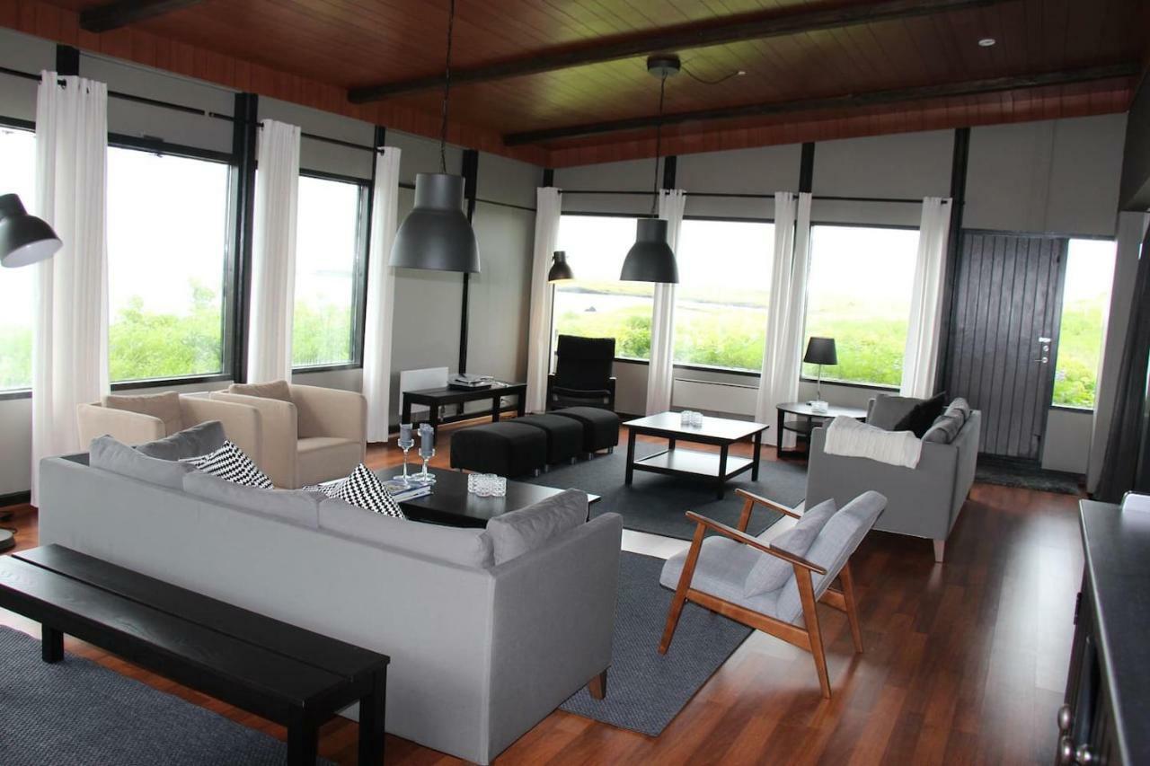 Villa Nesvik, A Unique Nature Getaway Near *