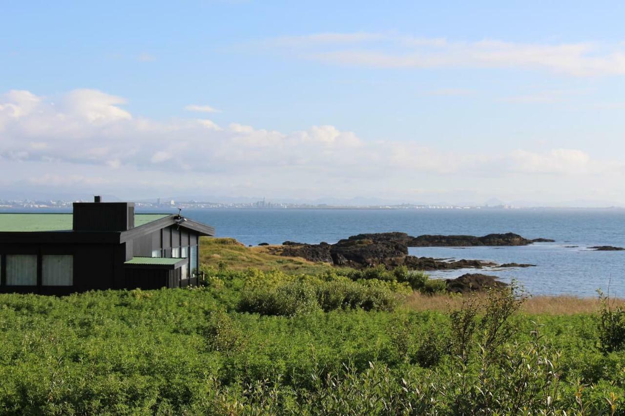 Villa Nesvik, A Unique Nature Getaway Near *