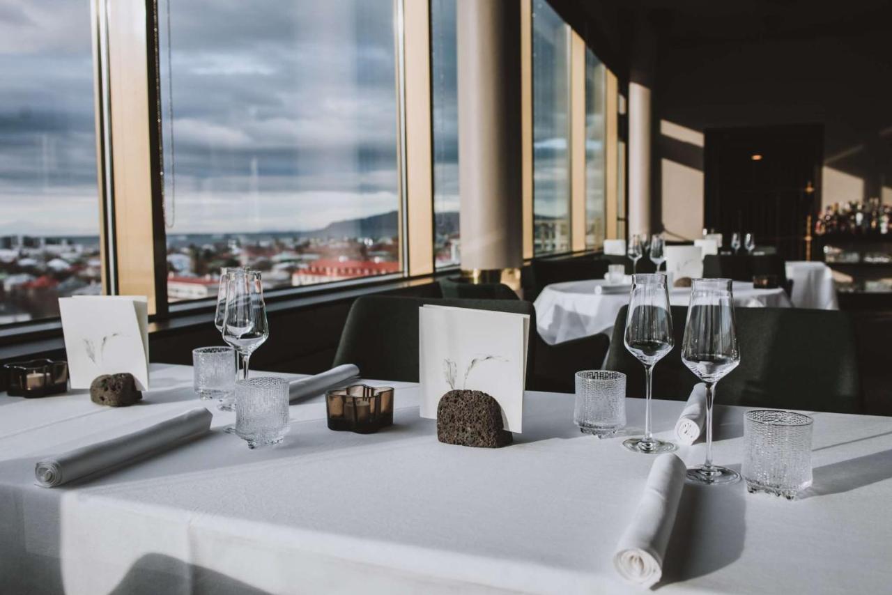 Radisson Blu Saga Hotel,