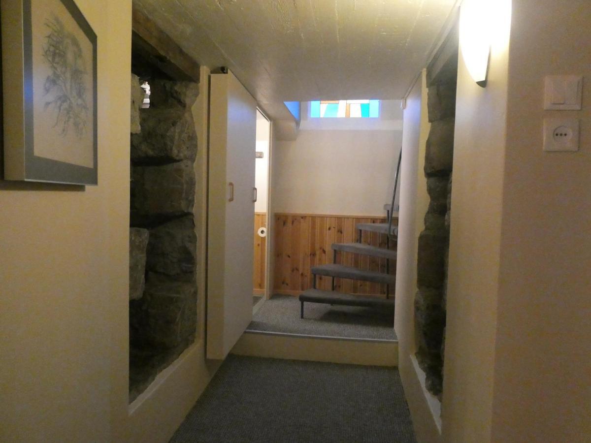 Forsaela And Apartment *