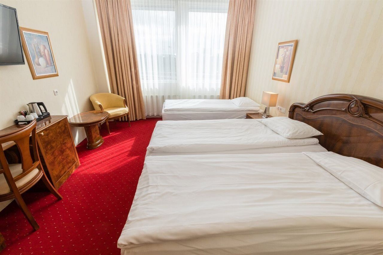 Hotel Smari 3*