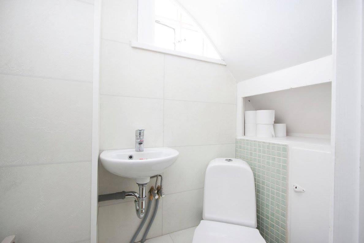 Esja Guest house 2*