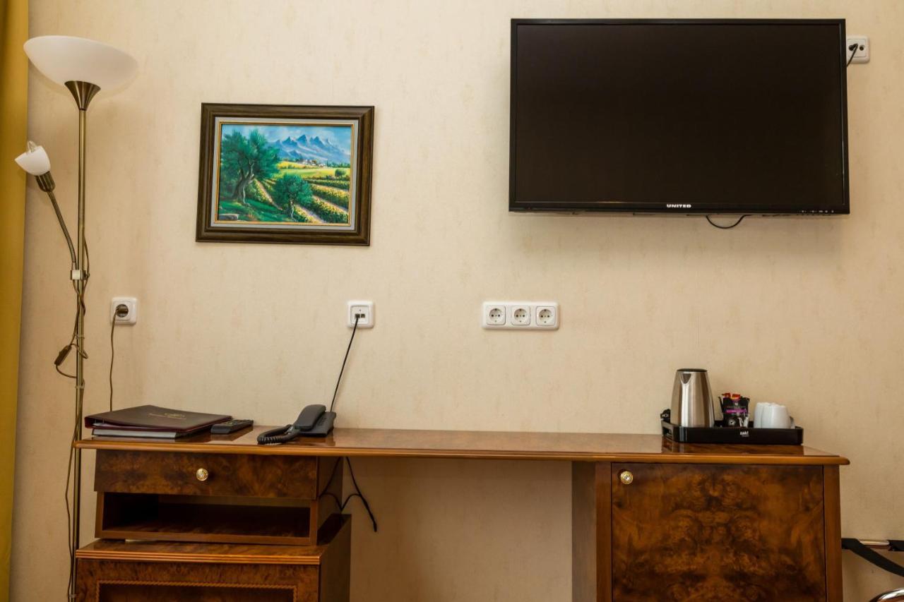 Smari Hotel