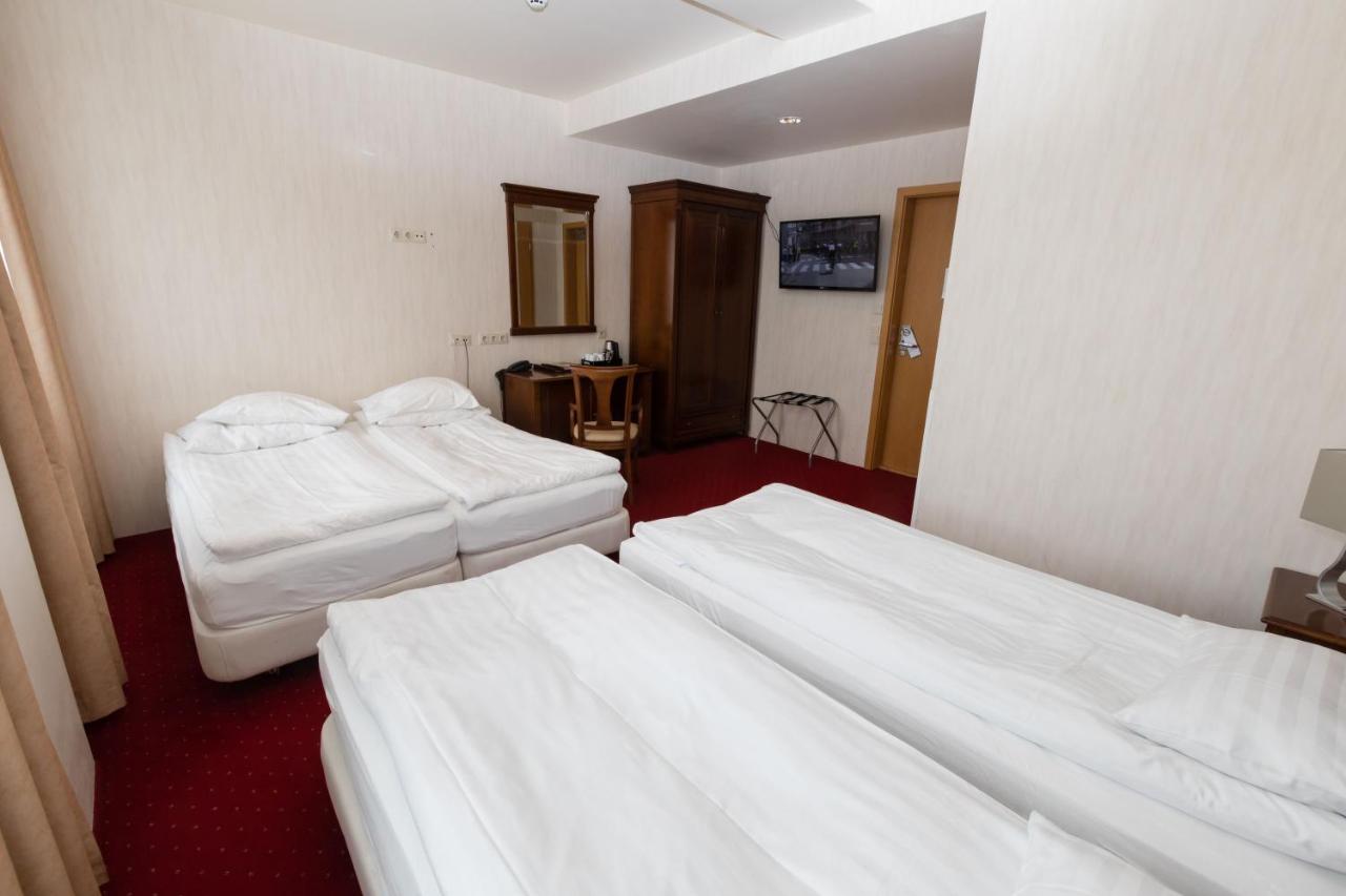 Smari Hotel 3*