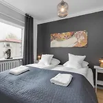 Cozy 2Br Apartment