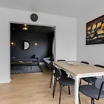 Cozy 2Br Apartment