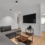Stylish 3Br Apartment