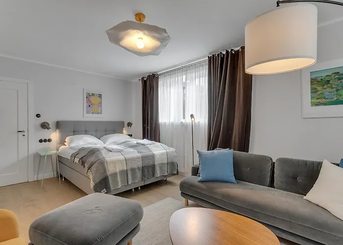 Modern Perfectly Located Apartment
