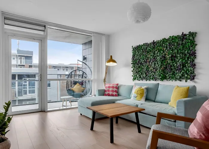 Stylish & Modern 2Br Downtown Apartment