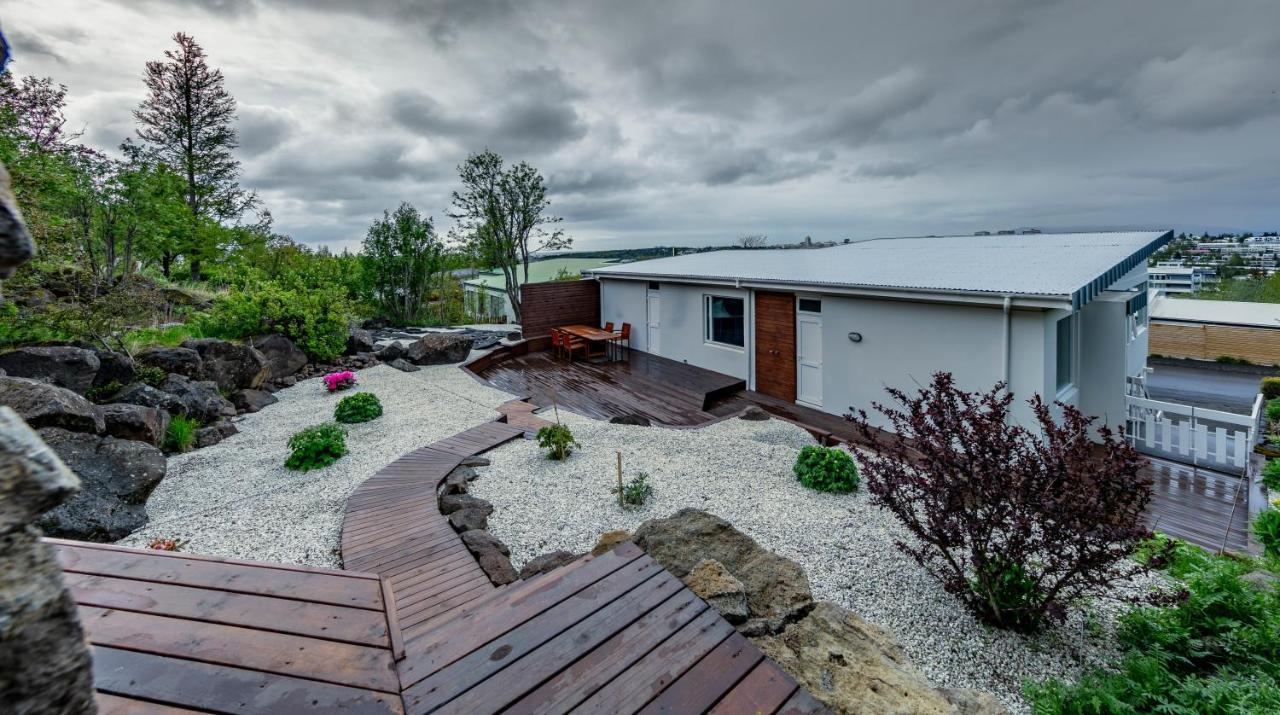 Pousada Iceland Sjf Villa, Hot Tub & Outdoor Sauna Amazing Mountains And View Over Reiquiavique