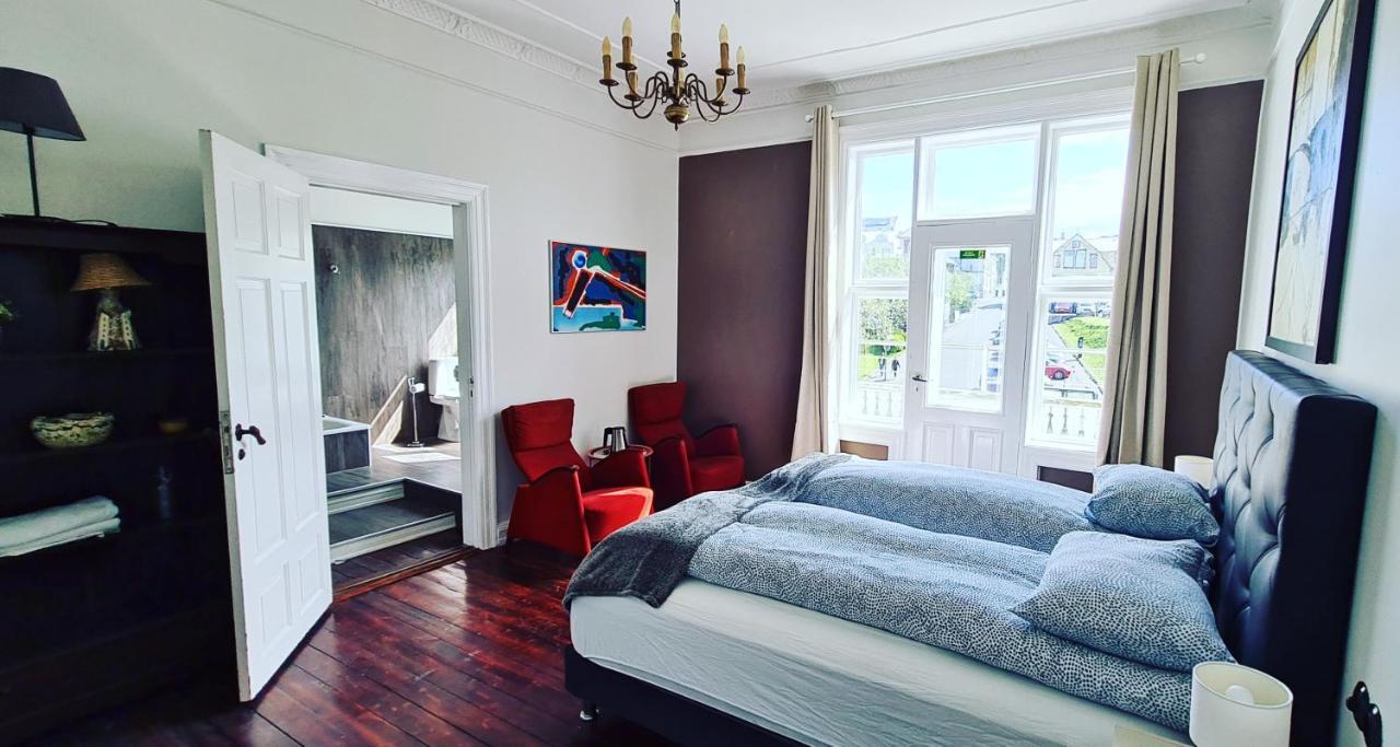 Downtown Guest house 2*
