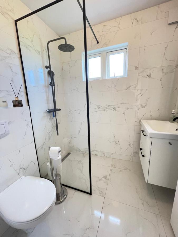 Apartamento Cozy And Centrally Located In *