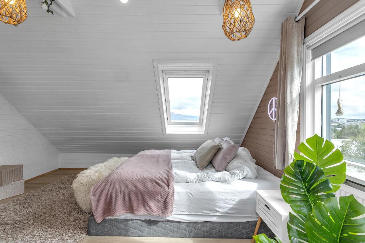 Cosy 3-bedroom Family Friendly Apartment Reykjavik