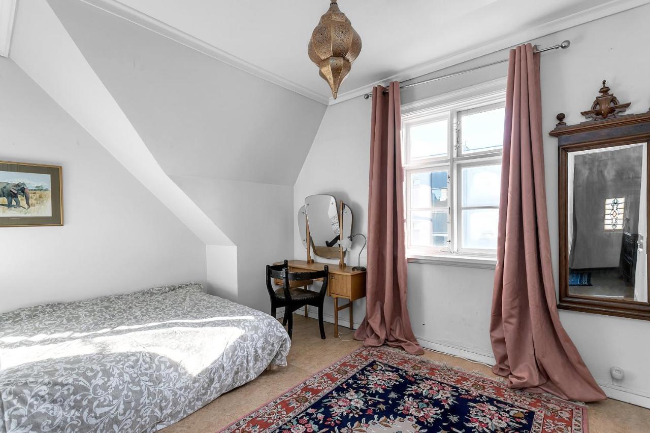 Charming In - Perfect Location Apartment *