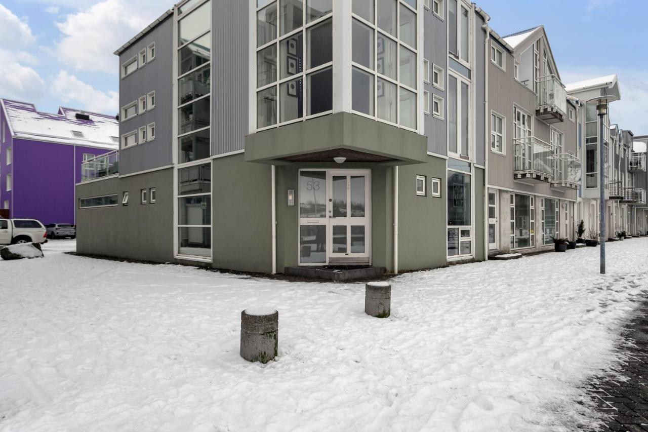 Apartment With Ocean View Reykjavík