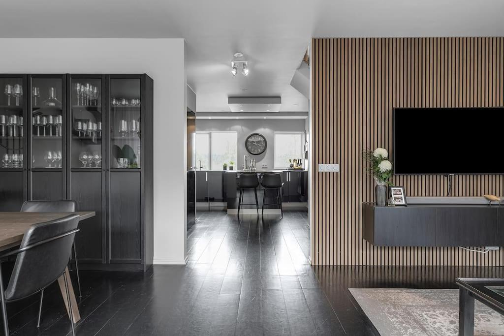 Entire House In A Quite Area Holiday home