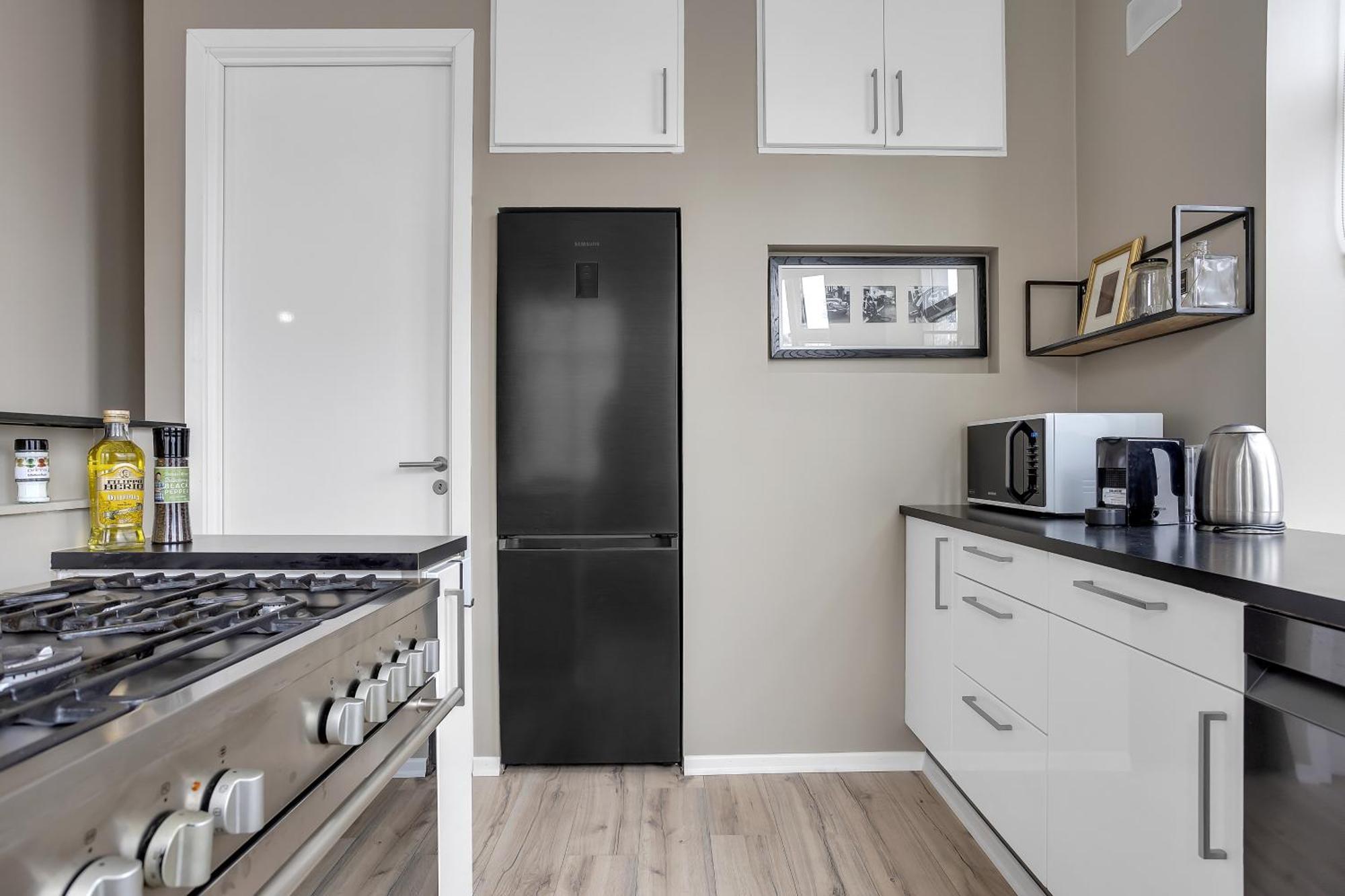 Cozy 2br Flat In Downtown *