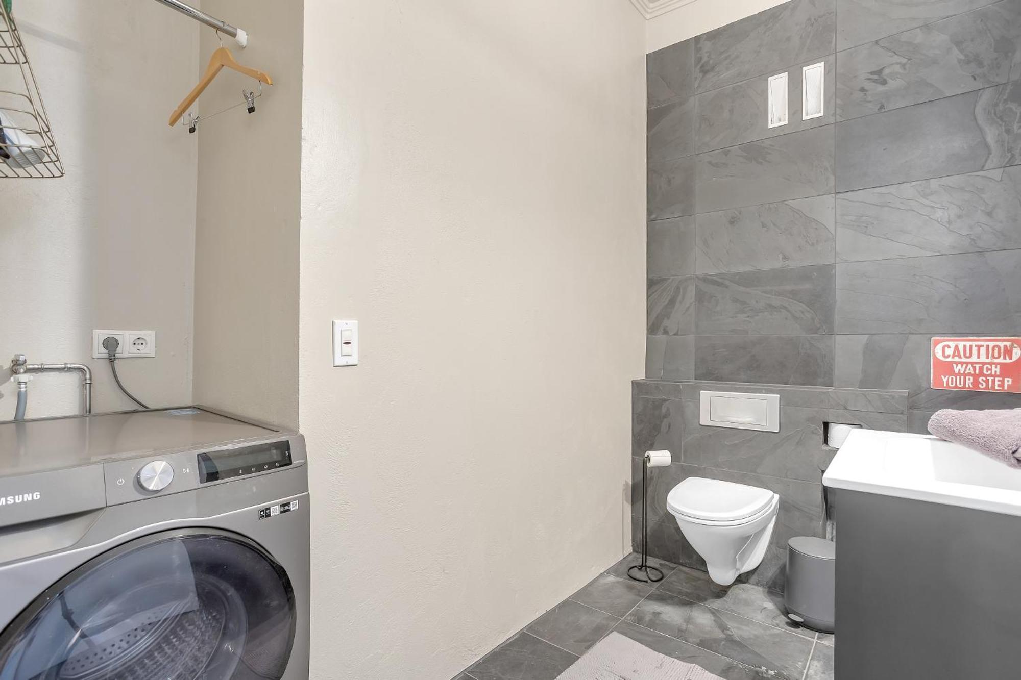 Cozy 2br Flat In Downtown * Reykjavik