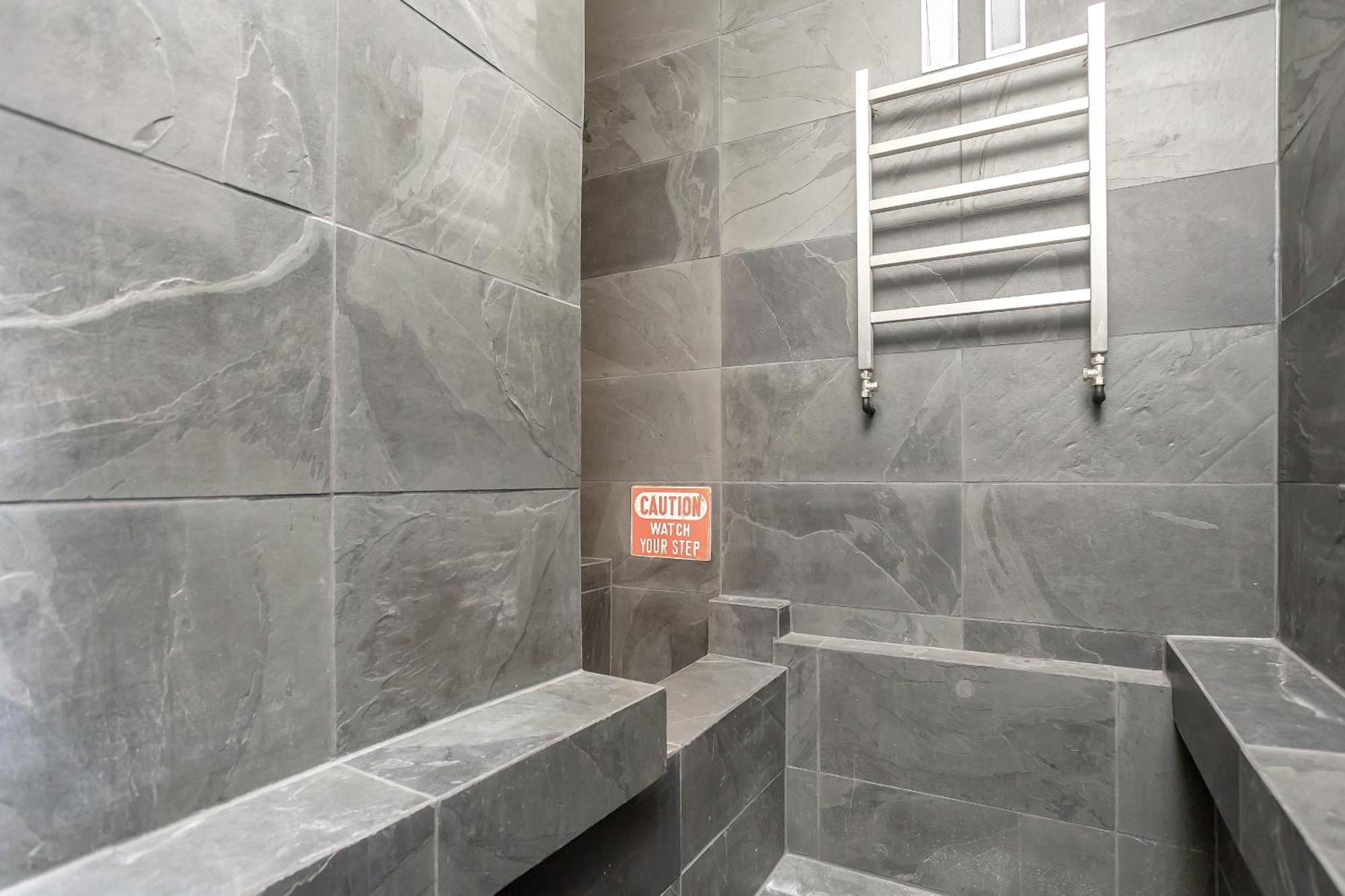 Cozy 2br Flat In Downtown *