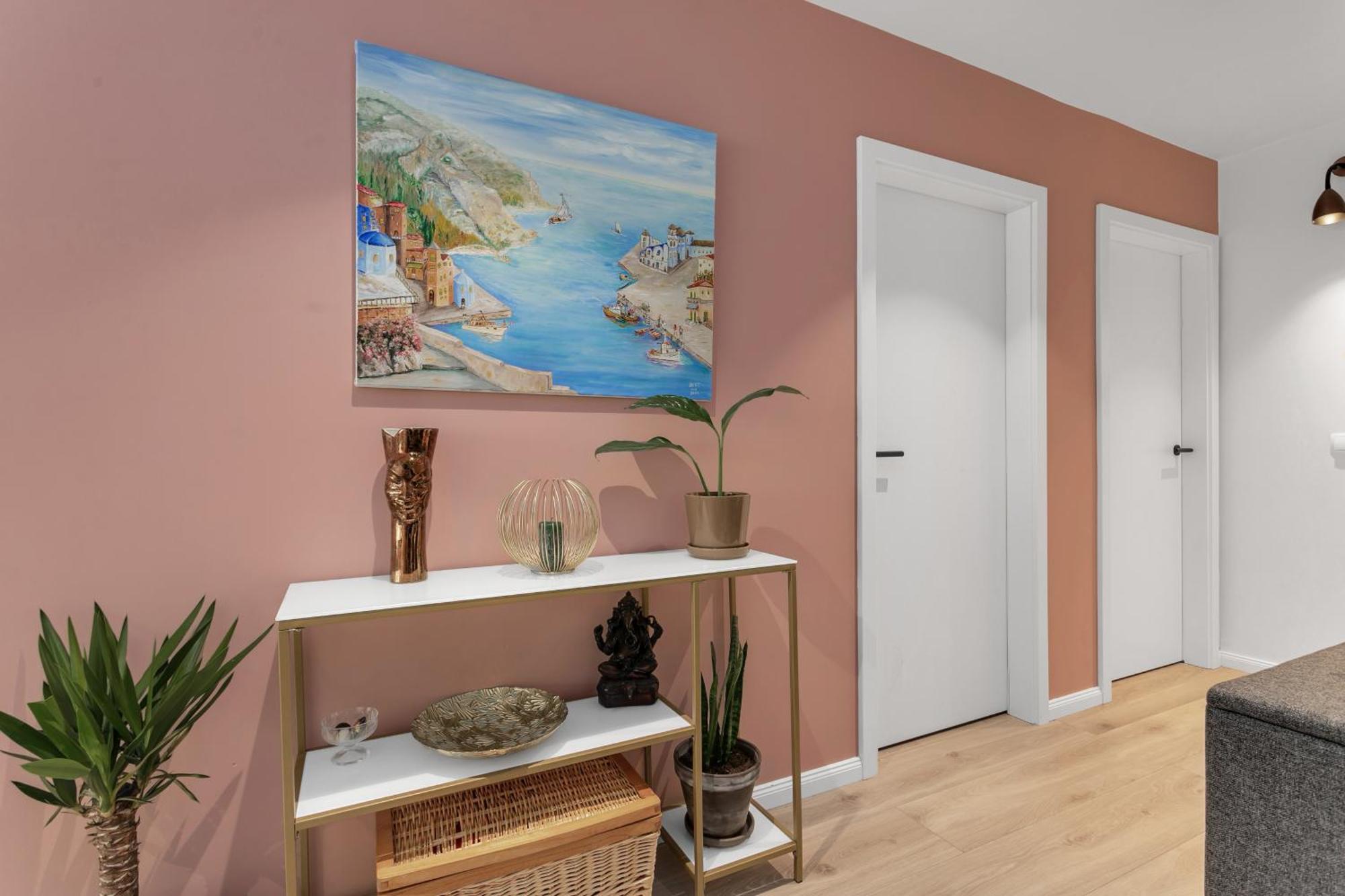 Stylish 3br Apartment *
