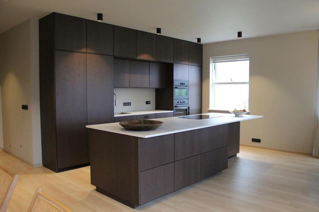 Quiet And Cozy With A View Apartment