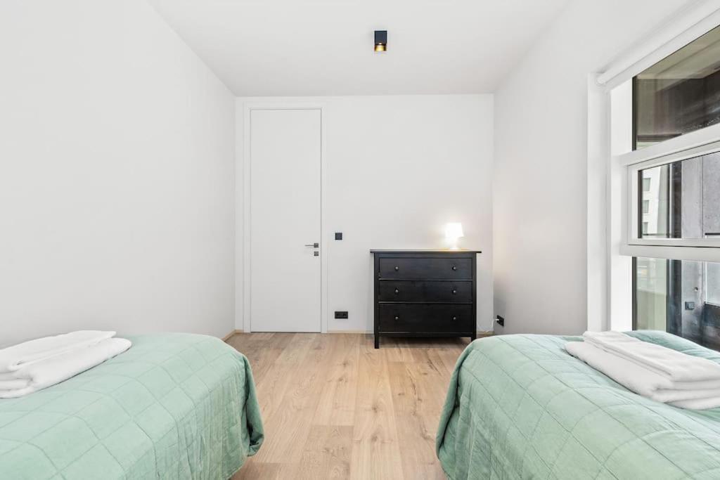 Modern Lux Retreat With 2br&2ba Heart Of The City Apartment Reykjavík