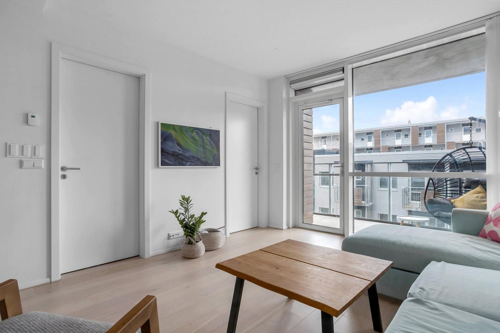 Stylish & Modern 2br Downtown *