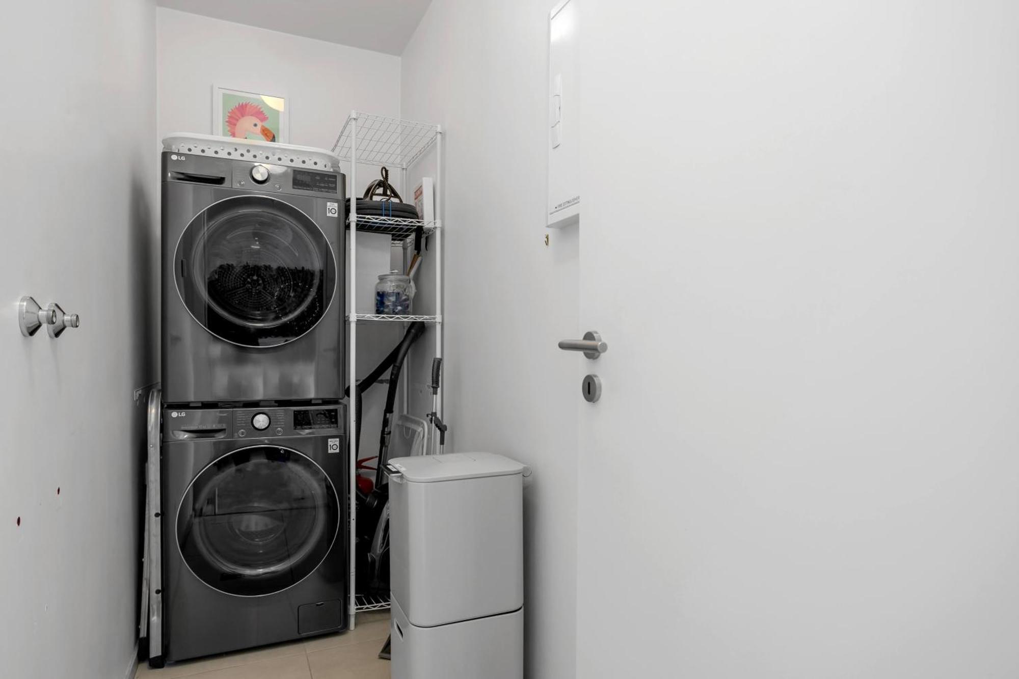 Apartment Stylish & Modern 2br Downtown