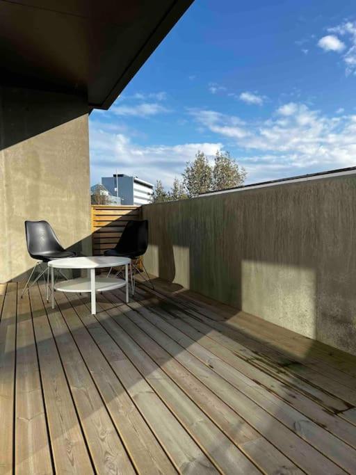 G1 By In Iceland Apartment *
