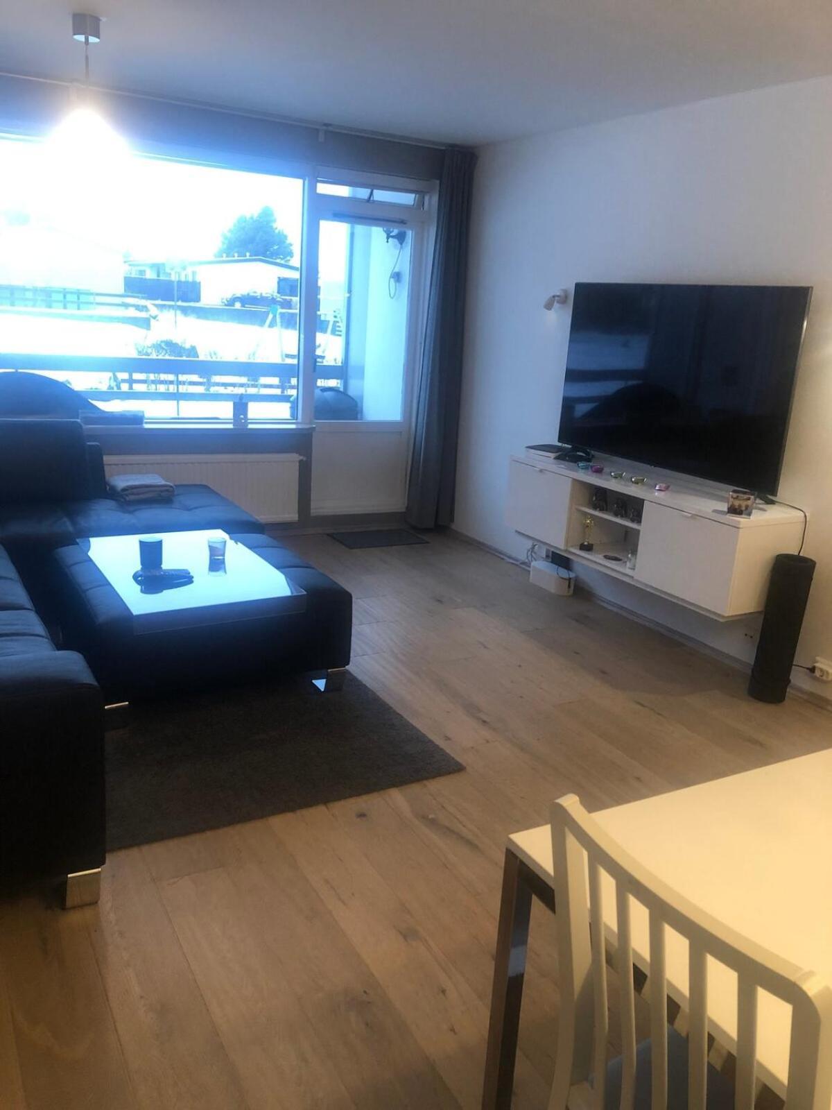Entire 2-bedroom With Need Apartment Reykjavik
