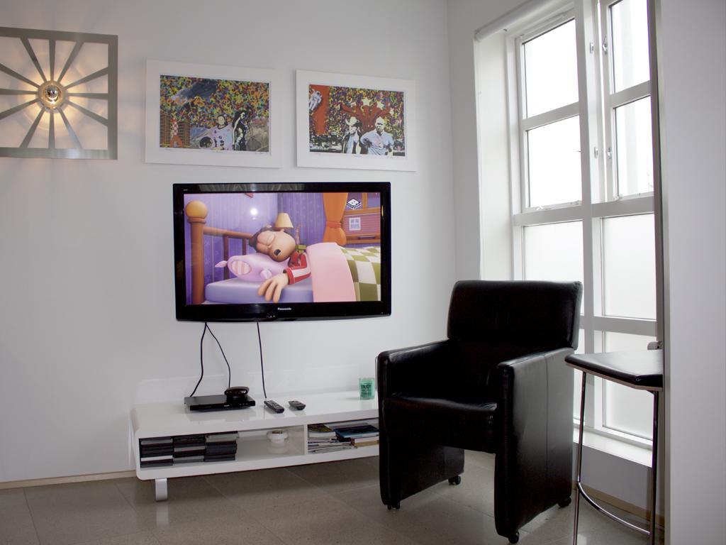 Apartment 101