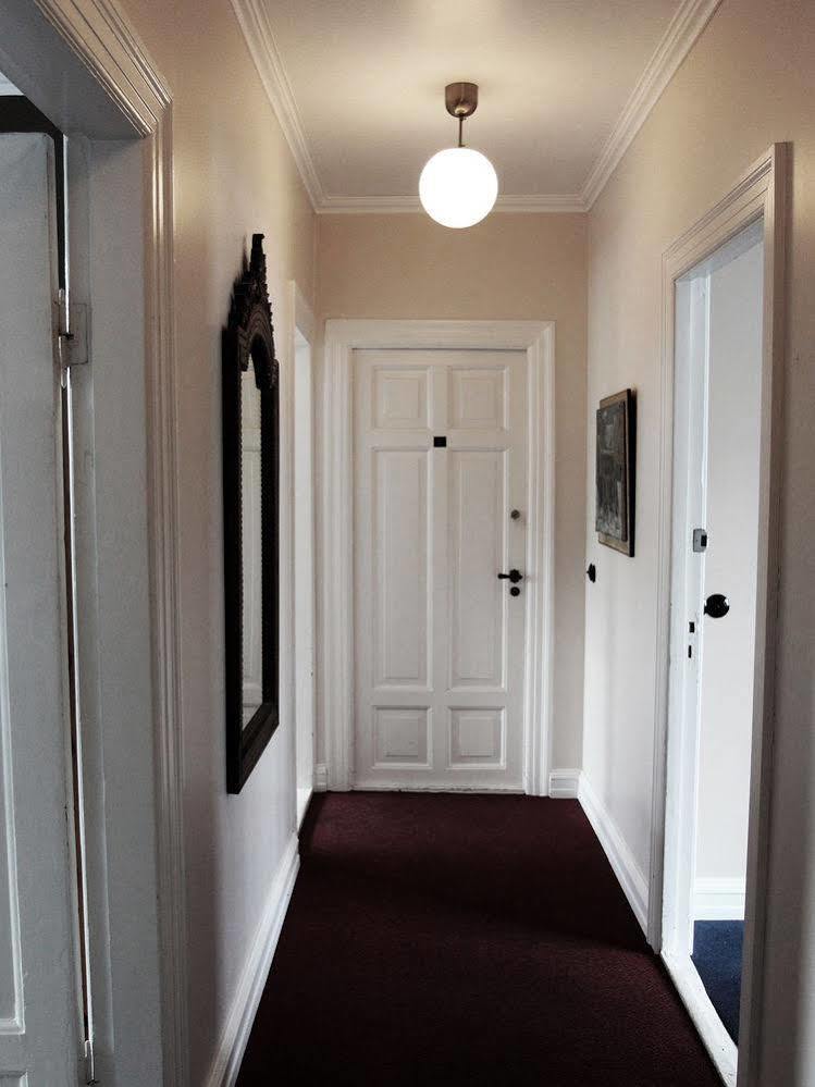Downtown Guest house 2*