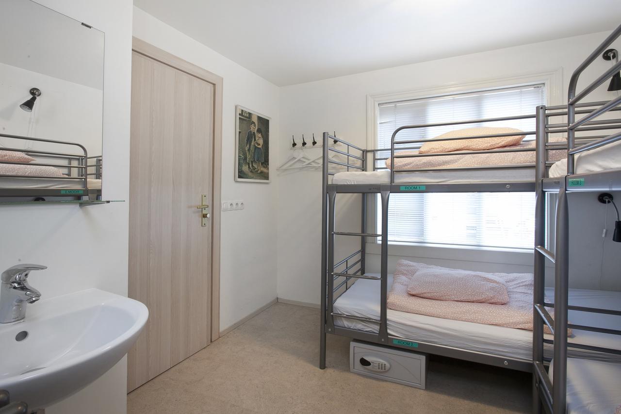 Hostal 101