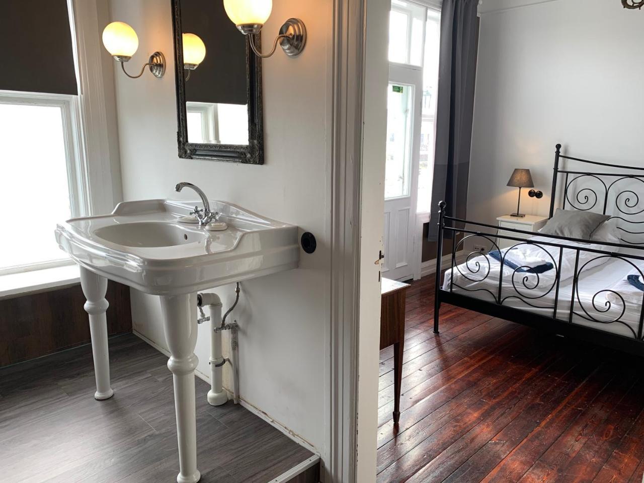 Downtown Guest house 2*