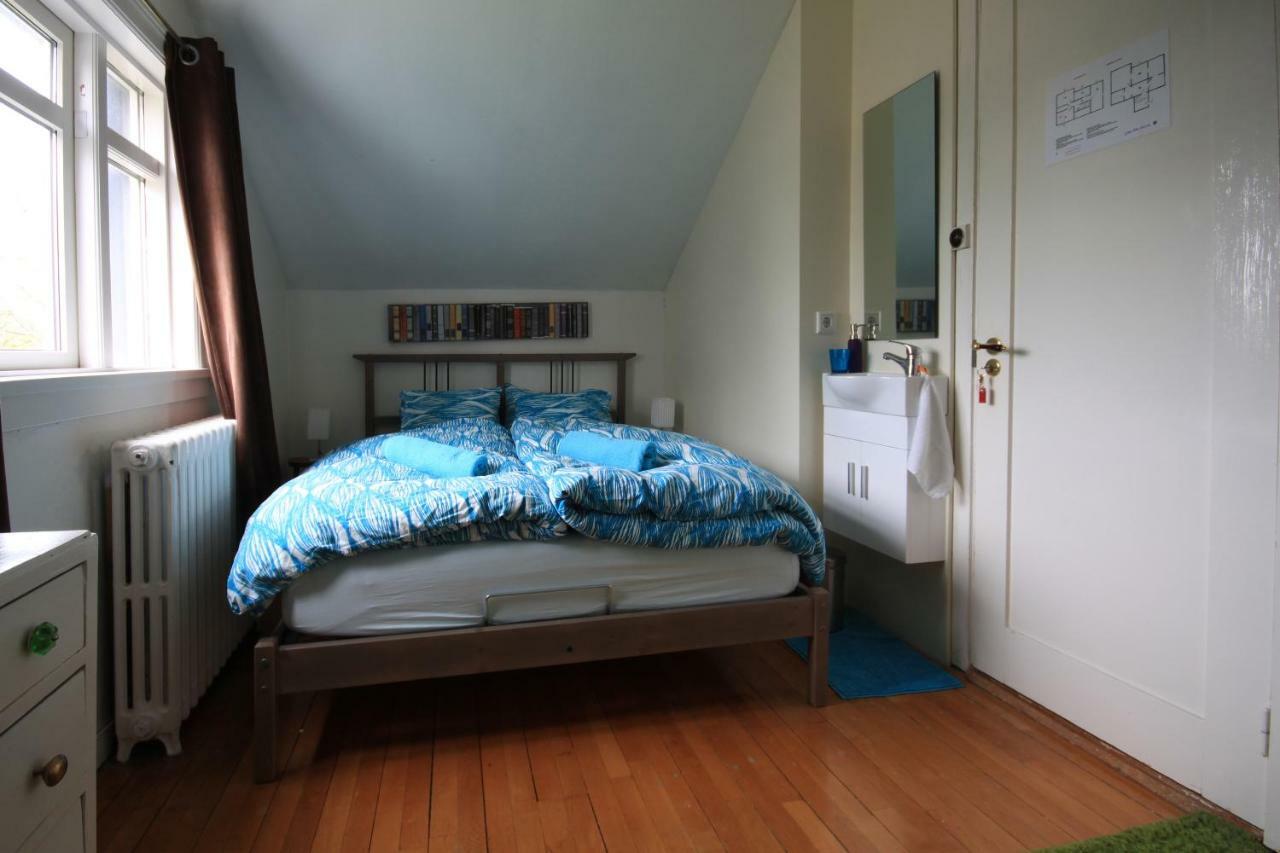 Bed And Books Bed & Breakfast