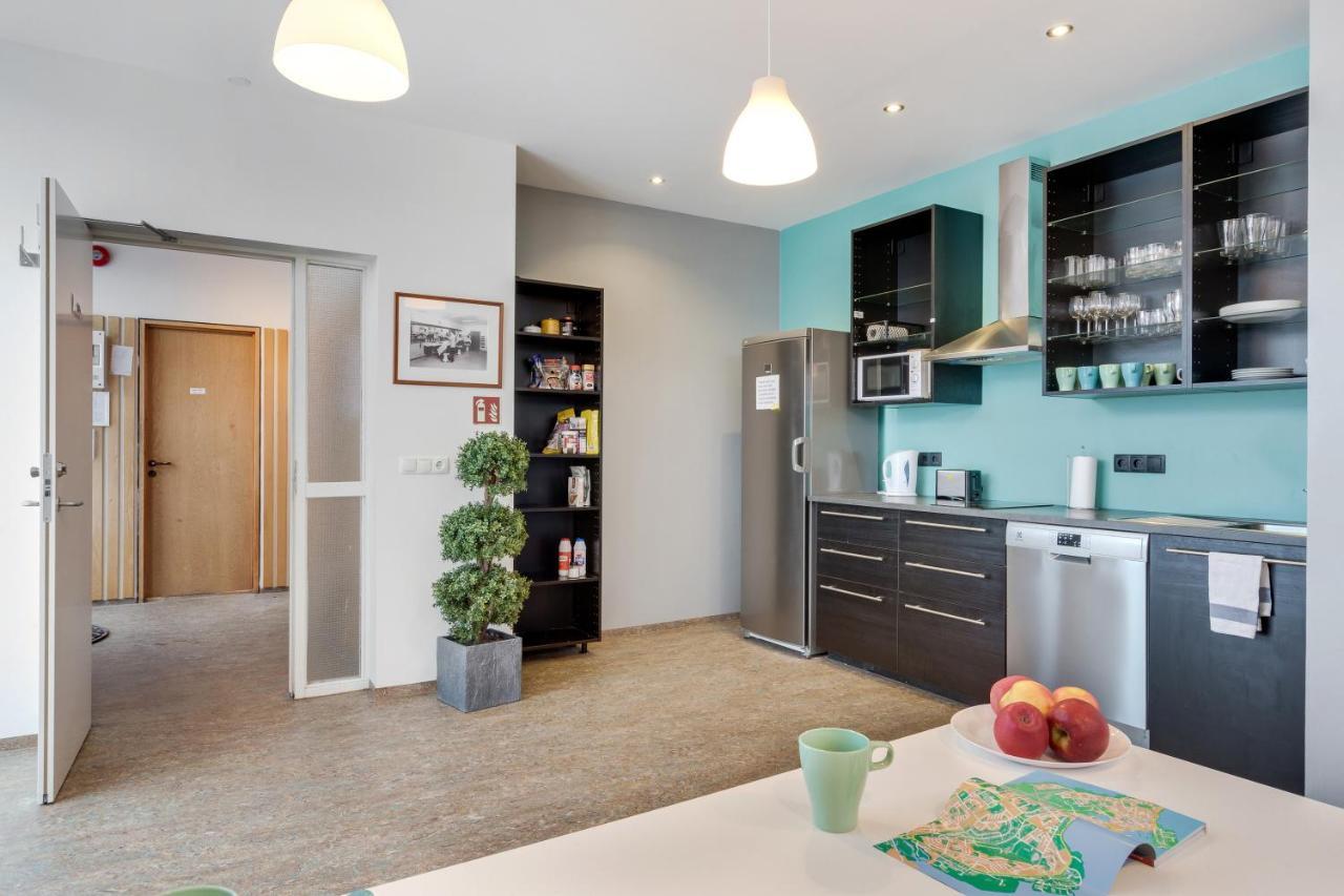 Laekur Hostal *