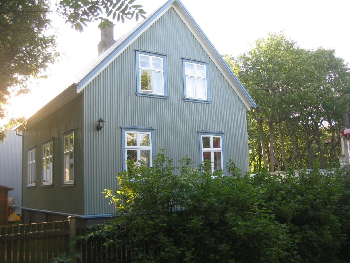 Forsaela And * Reykjavík