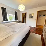 Spacious And Cozy 4 Bedroom House In Reykjavik