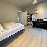 Modern And Spacious 2Br Apartment Only 5,5 Km Drive From Downtown Reykjavik