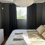S8 - Cozy 2 Bedroom Apartment In Central Reykjavik