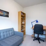 Reykjavik 2Br Apartment With Free Parking