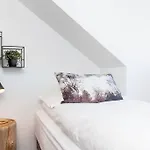 Thomsen Residence Suites