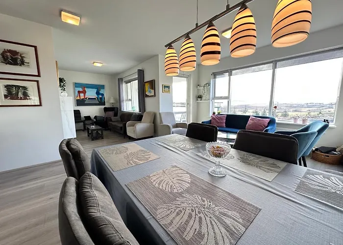 Modern 2 Bedroom Apartment In Kopavogur