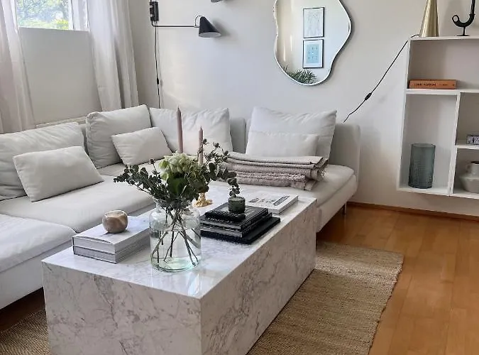 S8 - Cozy 2 Bedroom Apartment In Central Reykjavik