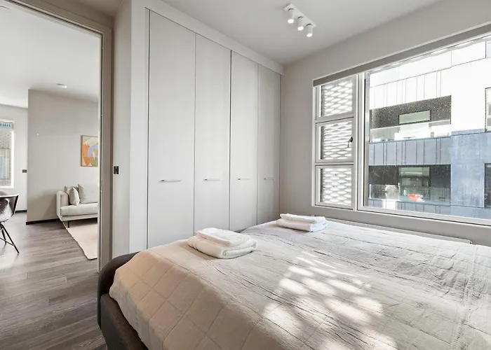Cozy Lux 2Br & 2Ba City Center With Free Parking