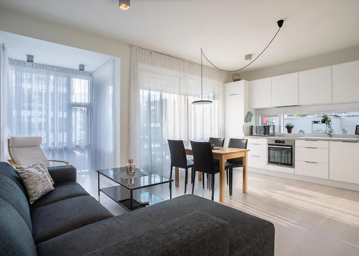 Reykjavik 2Br Apartment With Free Parking
