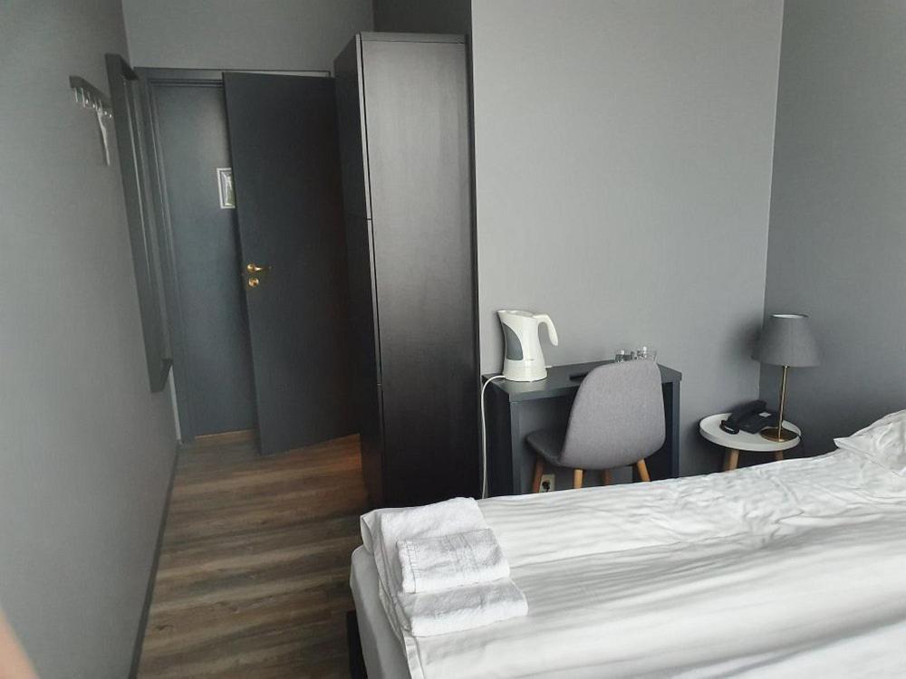 Hotel Hraun 3*