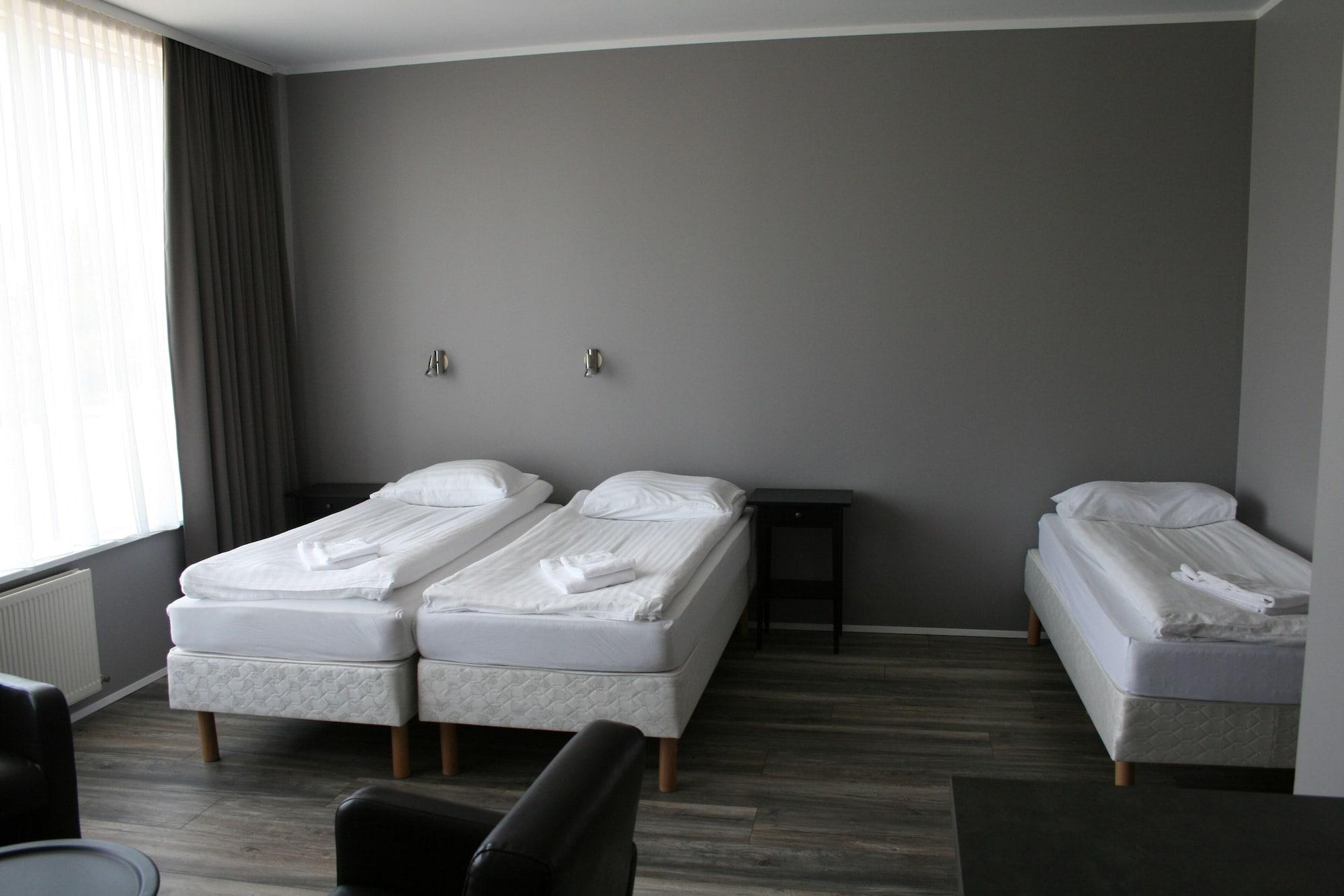 Hotel Hraun 3*