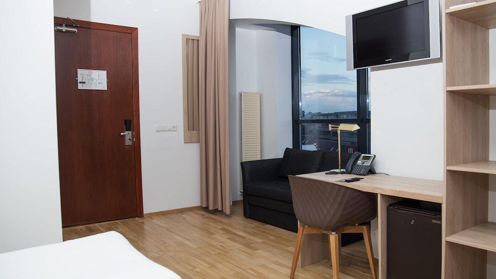 Centerhotel Plaza Hotel