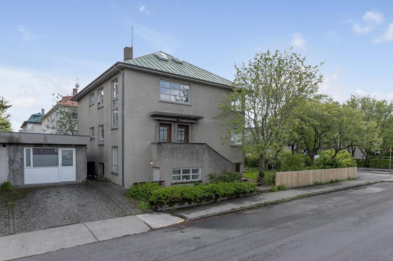 Apartamento Spacious 4 Bedroom Apt - Ideal Location